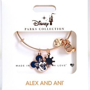Alex and Ani Disney Cruise Line Captain Minnie Mouse Charm Bangle
